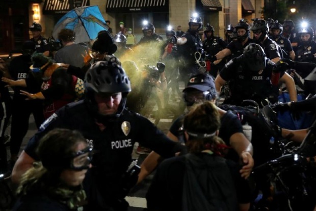 Trump supporters, counter-protesters clash in Portland Trump supporters, counter-protesters clash in Portland