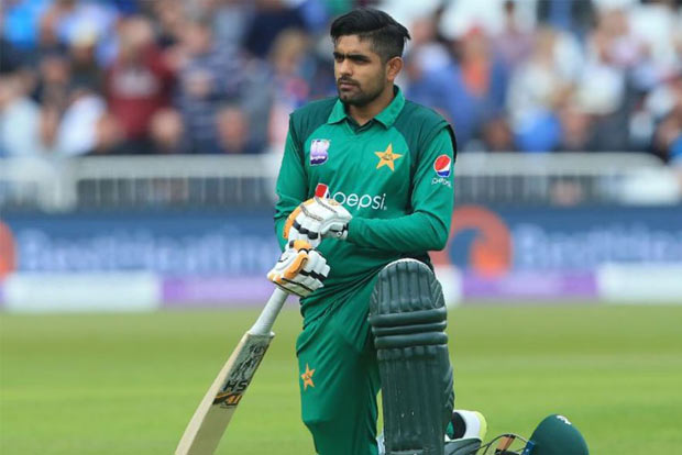 Babar Azam looks like a lost cow to me: Shoaib Akhtar