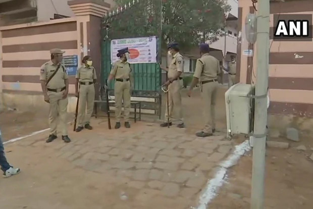 Nearly 30 per cent polling in Hyderabad till 4 pm