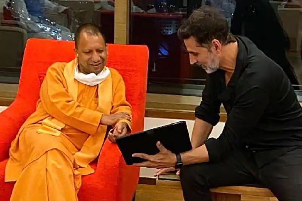 Akshay Kumar meets UP CM Yogi Adityanath