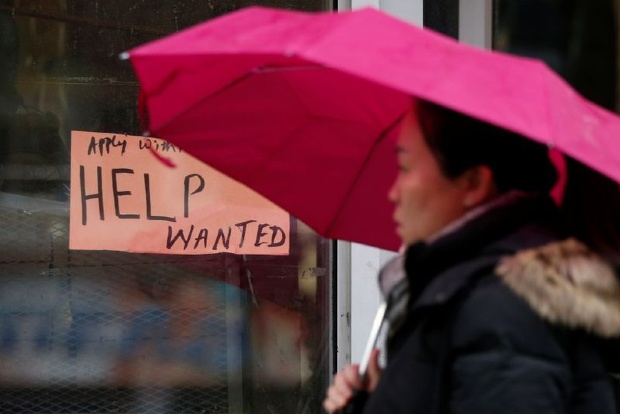 Canada job growth slows, impact of new lockdowns still to come