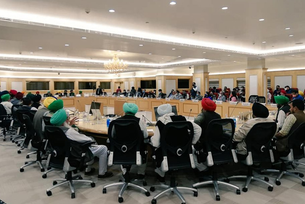 Farmers protest: Govts 6th round of talks with farmer leaders scheduled for Wednesday