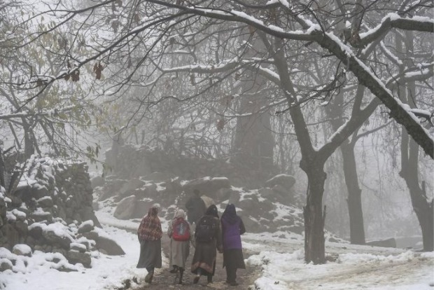 Coldest places: Leh Freezes At -11.9, Gulmarg Shivers At -5.2 Coldest places: Leh Freezes At -11.9, Gulmarg Shivers At -5.2