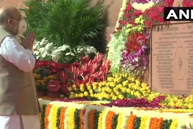 Shah pays tributes to Parliament attack victims, says nation to remain forever indebted to martyrs Shah pays tributes to Parliament attack victims, says nation to remain forever indebted to martyrs