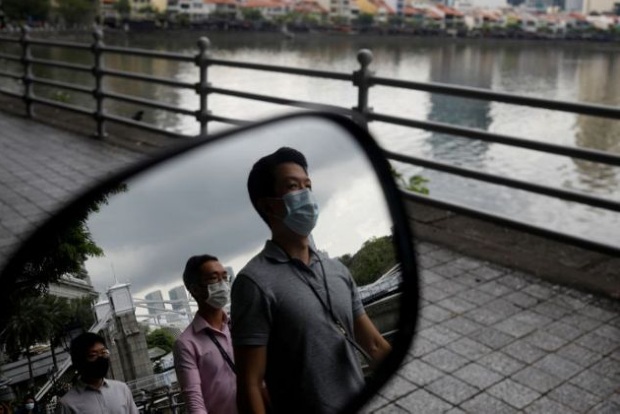 Singapore approves Pfizers COVID-19 vaccine, expects first shots by year-end Singapore approves Pfizers COVID-19 vaccine, expects first shots by year-end