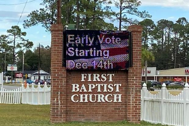 Early in-person voting begins in Georgia as U.S. Senate showdown enters final weeks