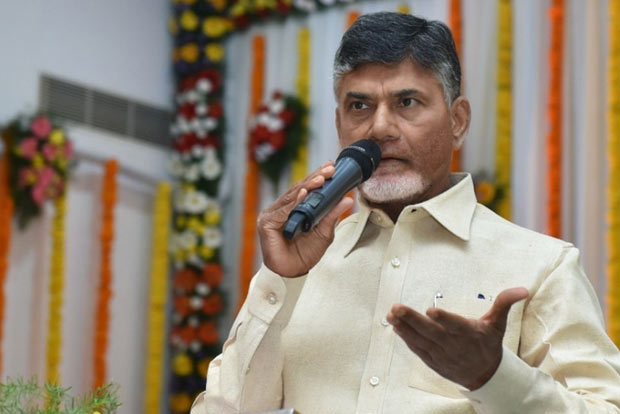 Andhra  HC rejects anticipatory bail petitions of TDP chief Chandrababu Naidu in three other cases