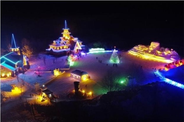 Santa Welcomes Visitors At Winter Wonderland In Chinas Arctic Town
