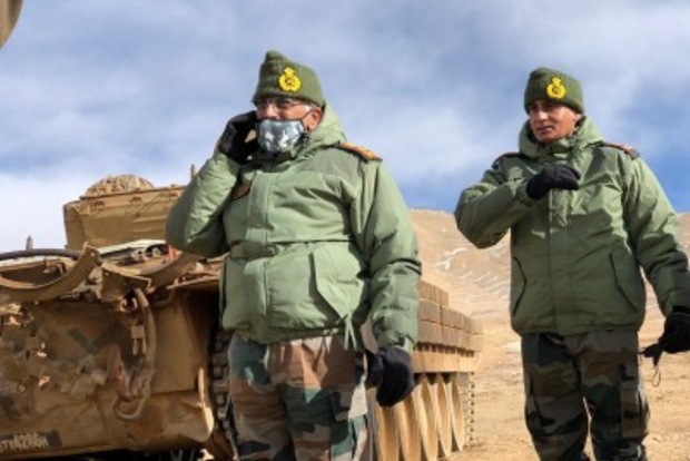 Indian Army chief visits forward locations at LAC with China