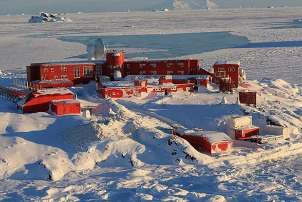 Coronavirus reaches end of earth as first outbreak hits Antarctica Coronavirus reaches end of earth as first outbreak hits Antarctica