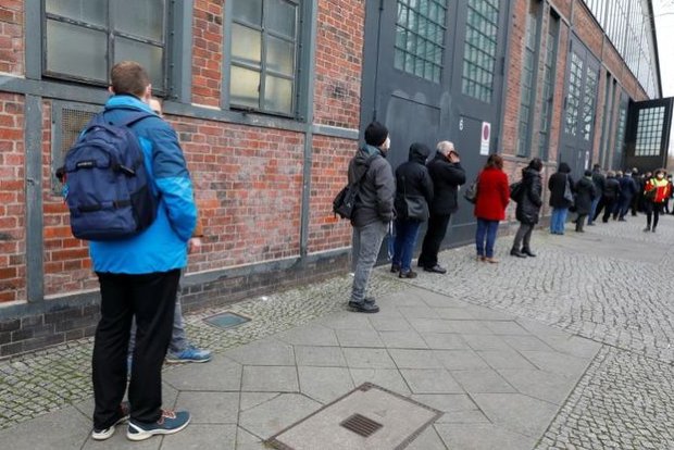 Cold chain doubts delay COVID-19 vaccinations in some German cities