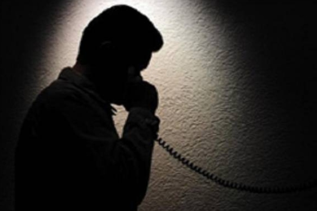 AU professor alleges threatening calls for supporting present V-C AU professor alleges threatening calls for supporting present V-C