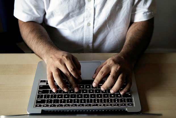 Brexit Deal Offers Defunct Email Software, Outdated Encryption