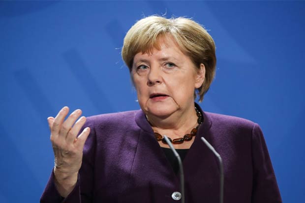 Merkel, Kurz disagree over Mediterranean refugee rescue mission