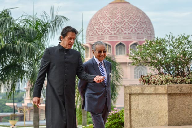 Imran, Mahathir to hold talks on Tuesday