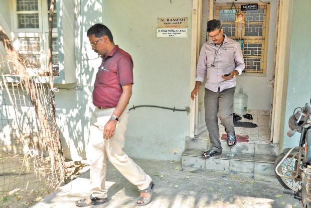 Cops’ houses among 18 spots raided by DVAC