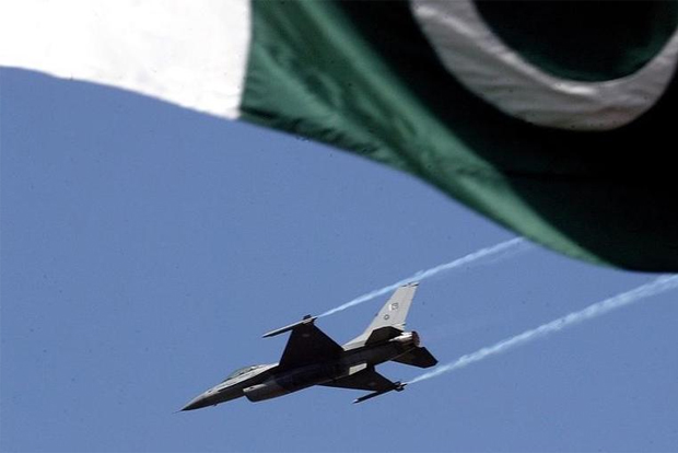 Pakistan Air Force aircraft crashes during routine training mission Pakistan Air Force aircraft crashes during routine training mission