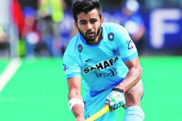 Manpreet wins FIH Mens Player of the Year 2019 award Manpreet wins FIH Mens Player of the Year 2019 award