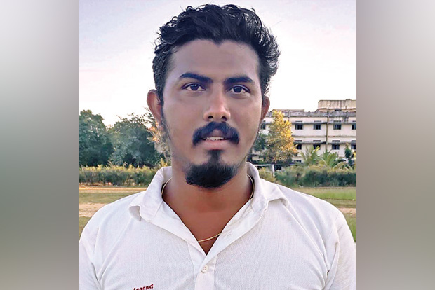 Vinoth bowls DRBCCC Hindu to win
