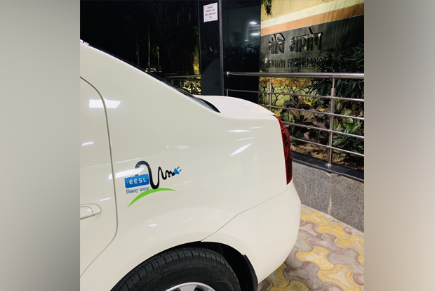 EESL, BSNL to erect 1k EV charging stations