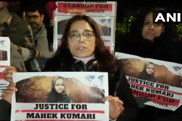 Activists, diaspora groups stage UK protest for abducted Hindu girl in Pak