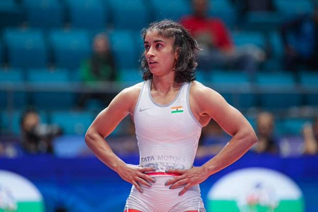 Asian Wrestling CShips: Vinesh to fight for bronze