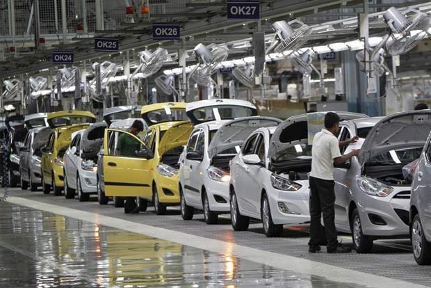 Car sales to rise on stimulus measures, discounts: Moody’s Car sales to rise on stimulus measures, discounts: Moody’s