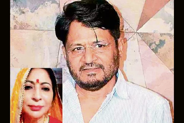 Raghubir Yadavs wife accuses him of fathering son with Sanjay Mishras wife