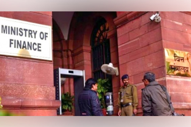 Govt gets Rs 23,701 cr AGR, Airtel pays total Rs 18k cr