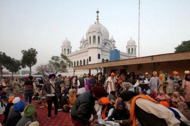 Pak to close Kartarpurs Gurdwara Darbar Sahib for non-Sikhs for Guru Gobind Singhs birthday