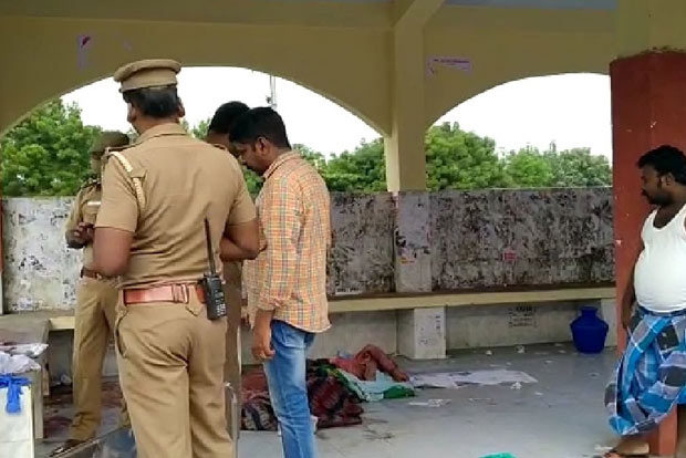 Man hacked to death at Kattankolathur Man hacked to death at Kattankolathur