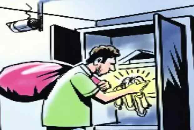 In a single night, 5 temples, house looted in Chitheri