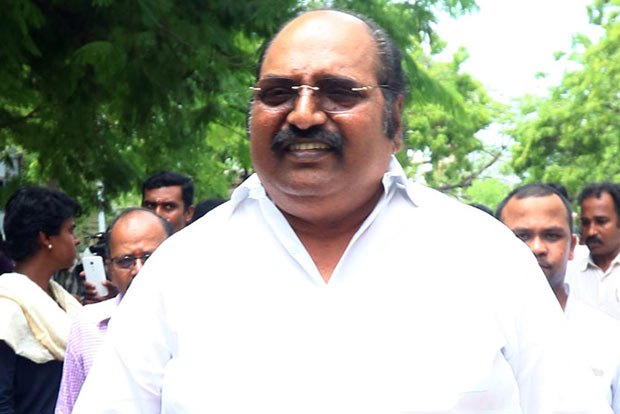 DMK MLA Anbazhagan suspended, TN Assembly witness noisy scenes