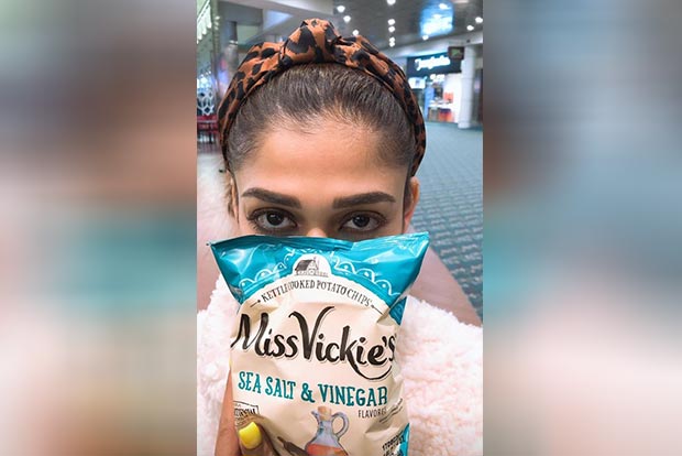 Nayan, Vignesh end break-up rumours with a bag of chips