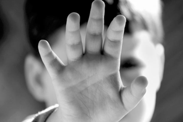 Man tries to sexually assault 5-year-old boy