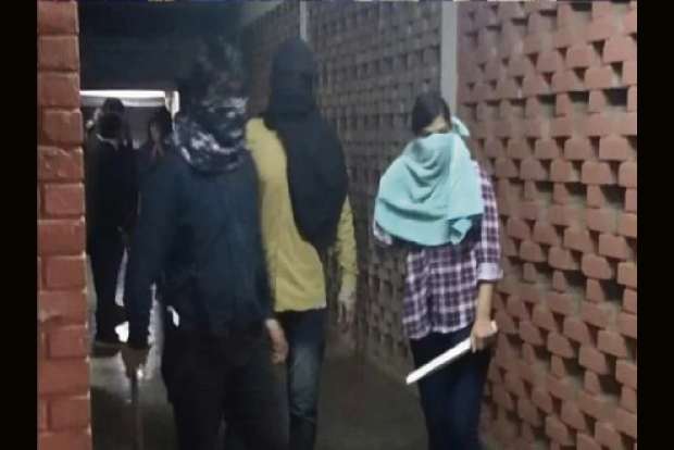 JNU violence: Police zero in on suspects JNU violence: Police zero in on suspects