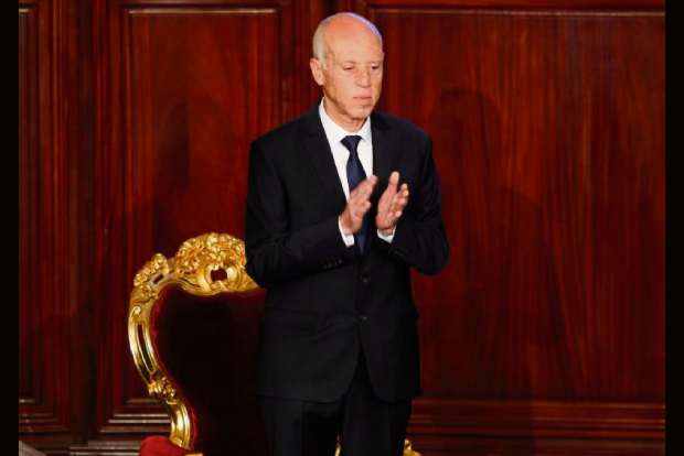 Tunisian parliament rejects government, coalition building must restart