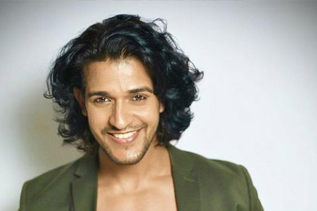 Kuldeep Singh breaks his sanskari image with Gandii Baat