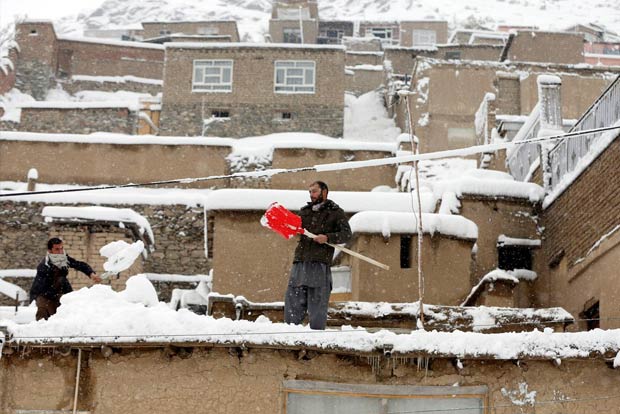 30 killed in Pakistan due to heavy snow, rain