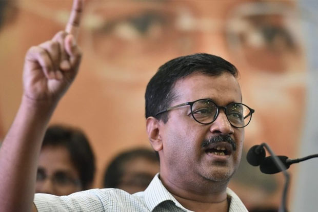 Kejriwals 10 guarantees before Delhi polls