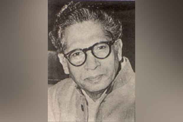 Big B remembers father Harivansh Rai Bachchan on death anniversary Big B remembers father Harivansh Rai Bachchan on death anniversary