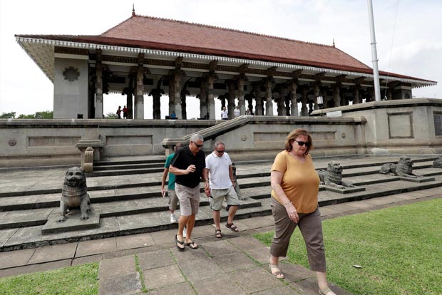 SL appoints high level task force to boost tourism