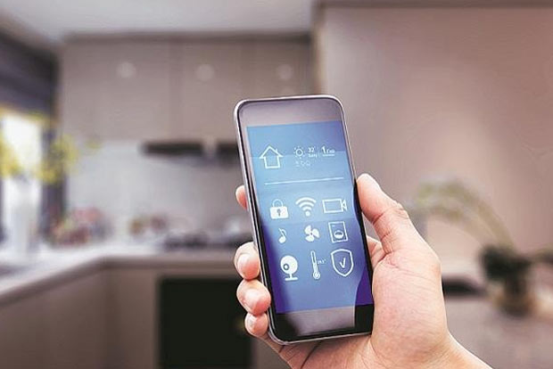 Govt losing Rs 2.4K cr to phone smuggling, says handset industry