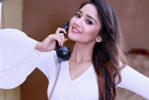 Ashi Singh excited to step in as princess Yasmine in Aladdin