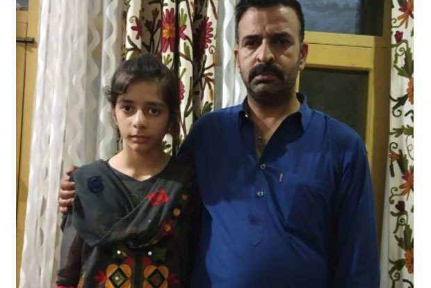 Sopore girl first to get J-K domicile certificate Sopore girl first to get J-K domicile certificate