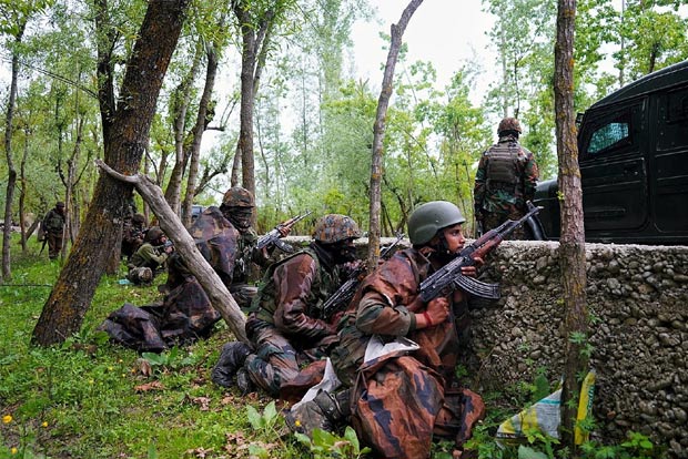 One terrorist killed in Srinagar encounter One terrorist killed in Srinagar encounter