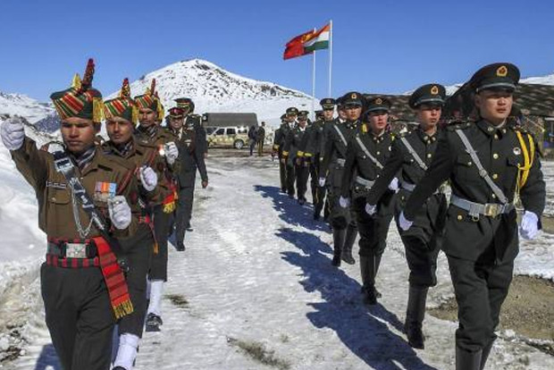 30,000 Indian troops in eyeball-to-eyeball confrontation with Chinese