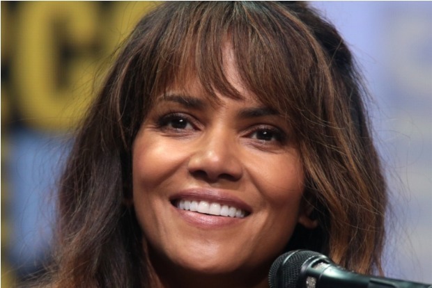 Halle Berry pulls out of transgender role in a movie after backlash Halle Berry pulls out of transgender role in a movie after backlash