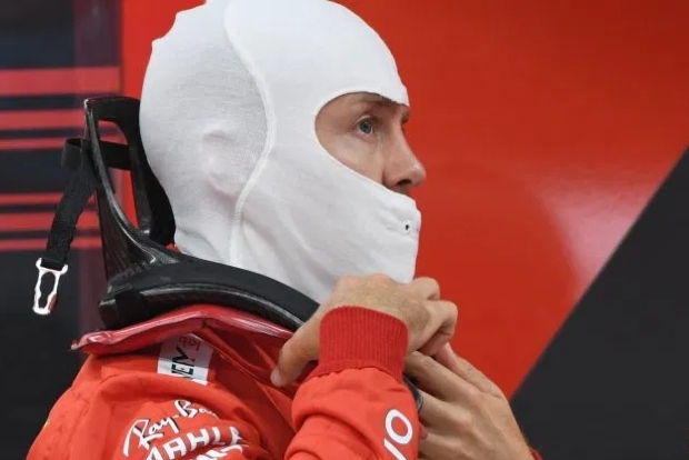 In backing Hamilton and Bottas, Mercedes boss ends Vettel speculations