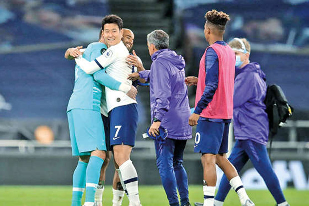 Mourinho delighted by Lloris-Son clash during Tottenham win Mourinho delighted by Lloris-Son clash during Tottenham win
